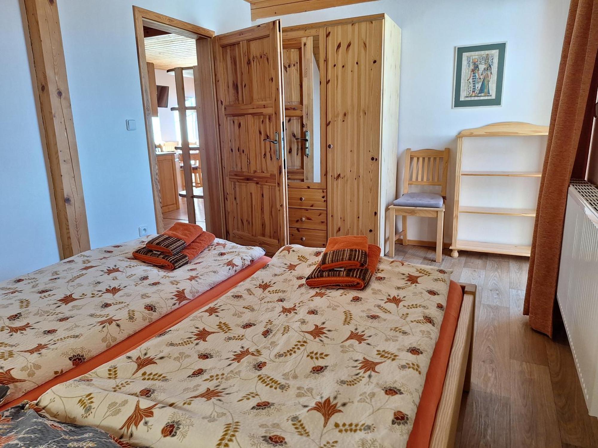 Apartmany Ester 로끼뜨니쩨나드이제로우 외부 사진