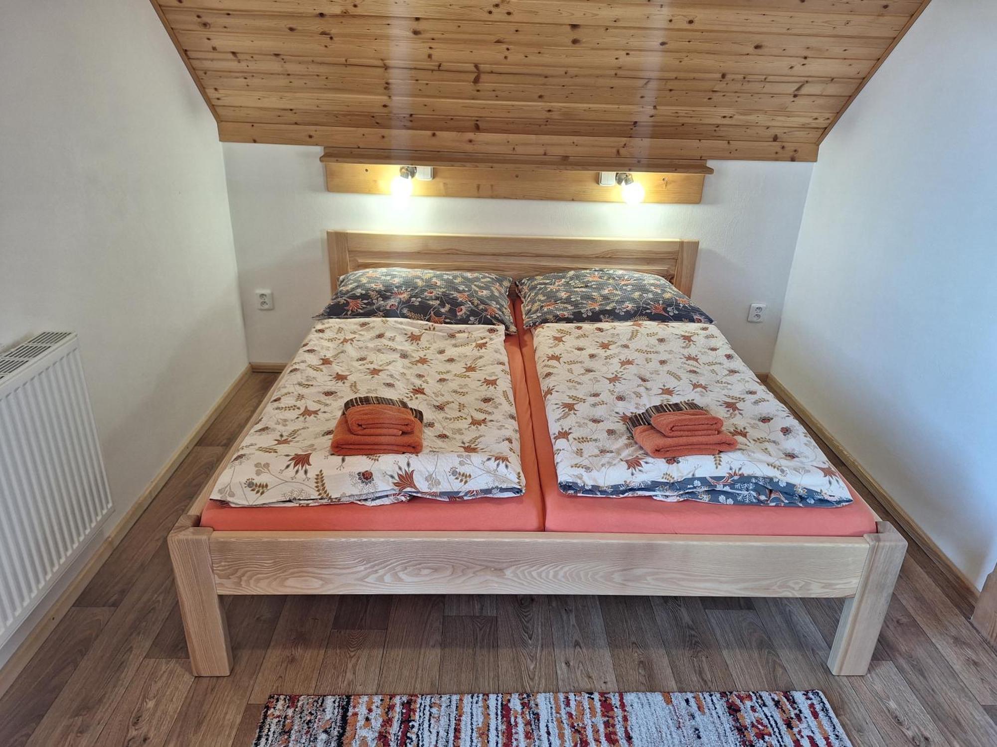 Apartmany Ester 로끼뜨니쩨나드이제로우 외부 사진